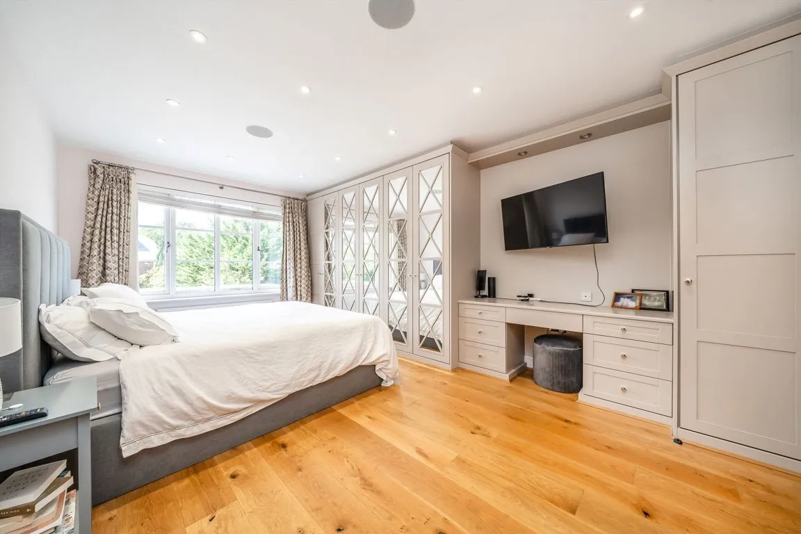 Hanger Hill, Weybridge, KT13, photo 8