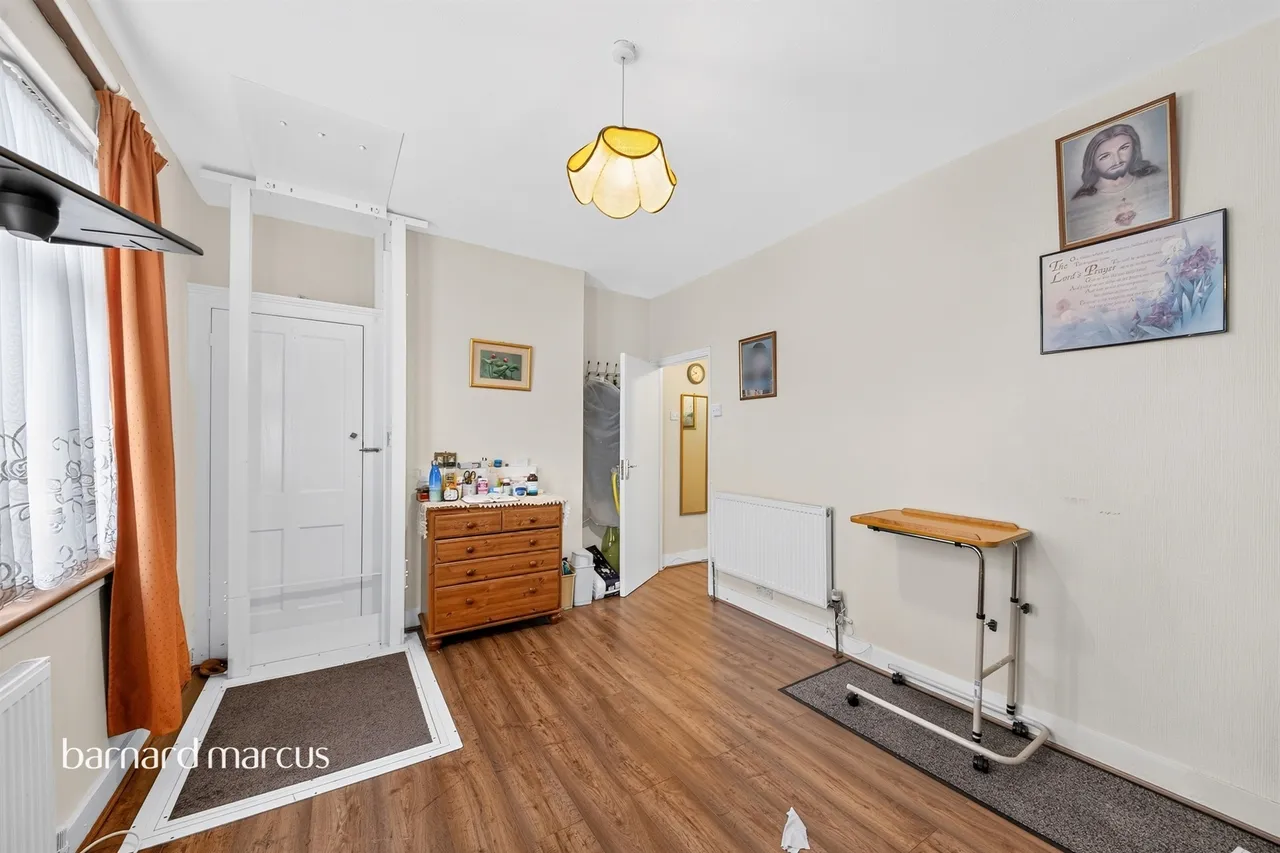 Seymour Avenue, London, N17, photo 18