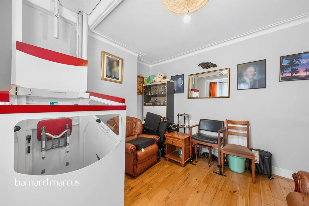 Seymour Avenue, London, N17, photo 20