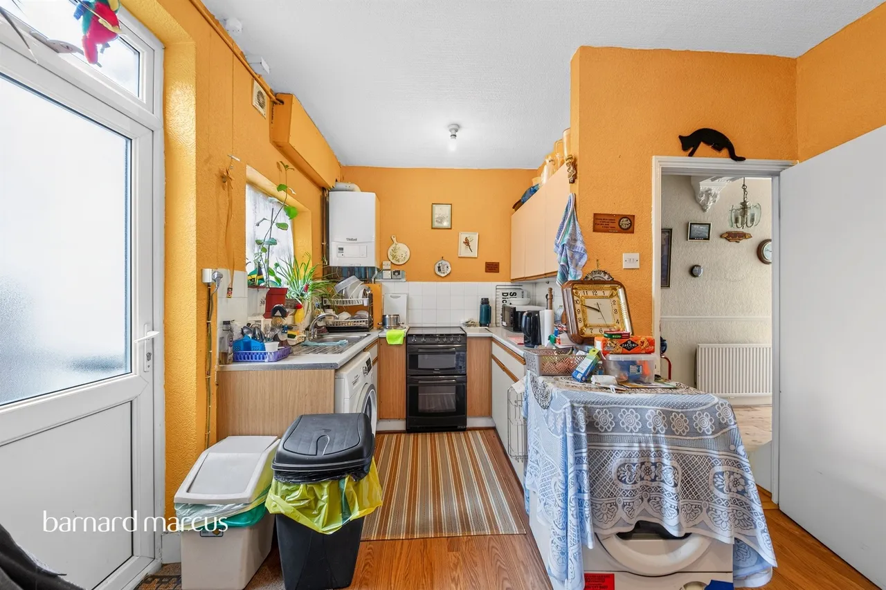 Seymour Avenue, London, N17, photo 14
