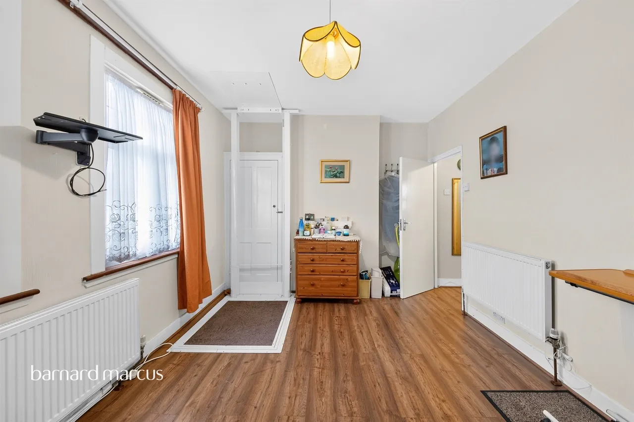 Seymour Avenue, London, N17, photo 19