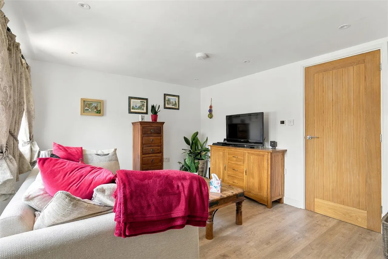 High Road, Wortwell, IP20, photo 14