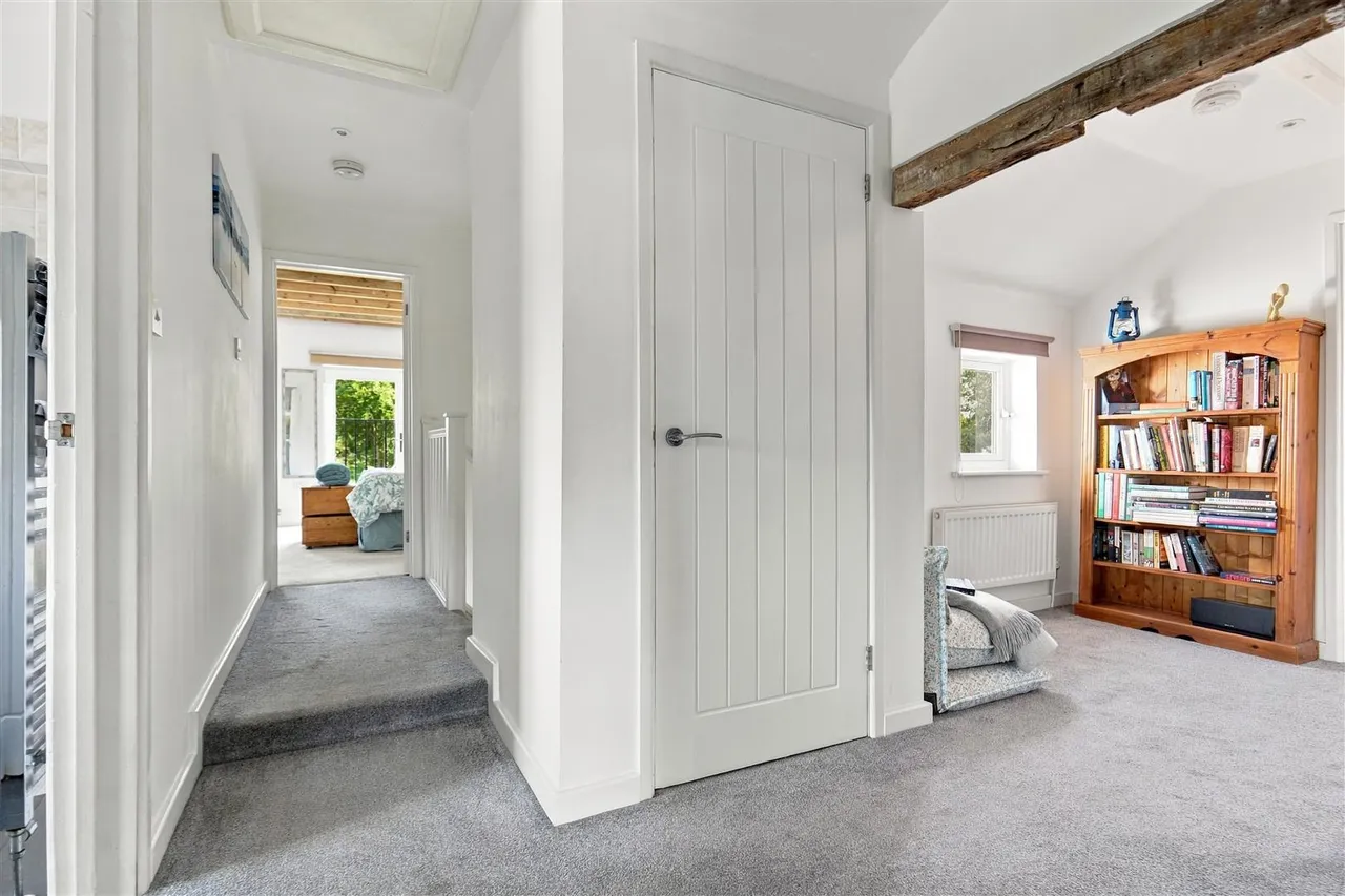 High Road, Wortwell, IP20, photo 22