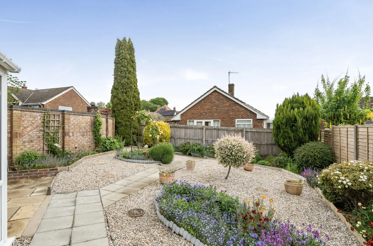 Mount Pleasant Close, Lyminge, CT18, photo 15