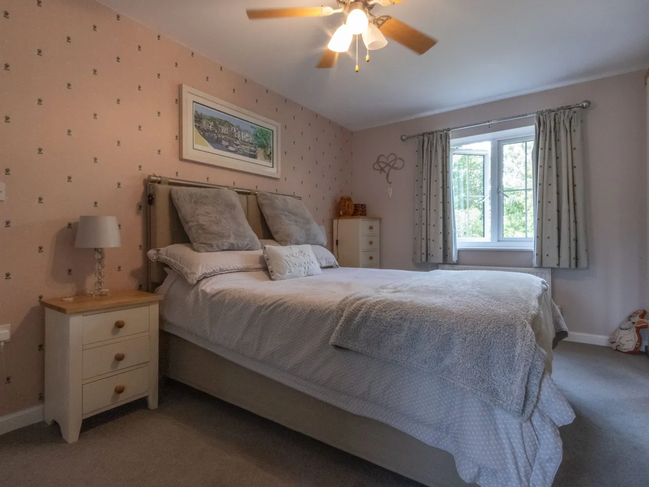 St. Savin, Hartley Wintney, Hook, RG27 8BN, photo 12