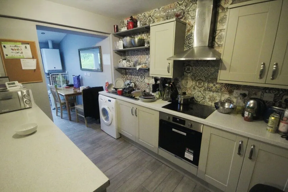 Whinney Hill, Durham, DH1, photo 2