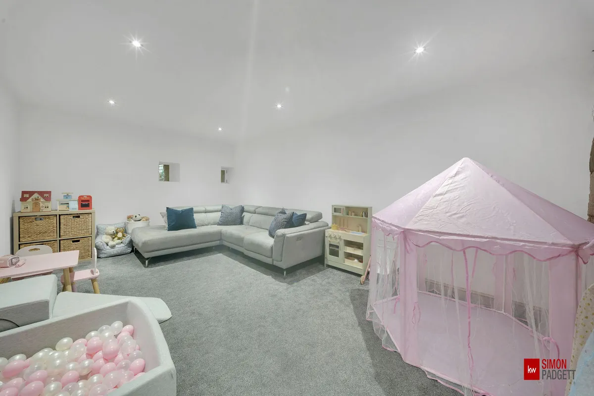 Long Preston, BD23, photo 21