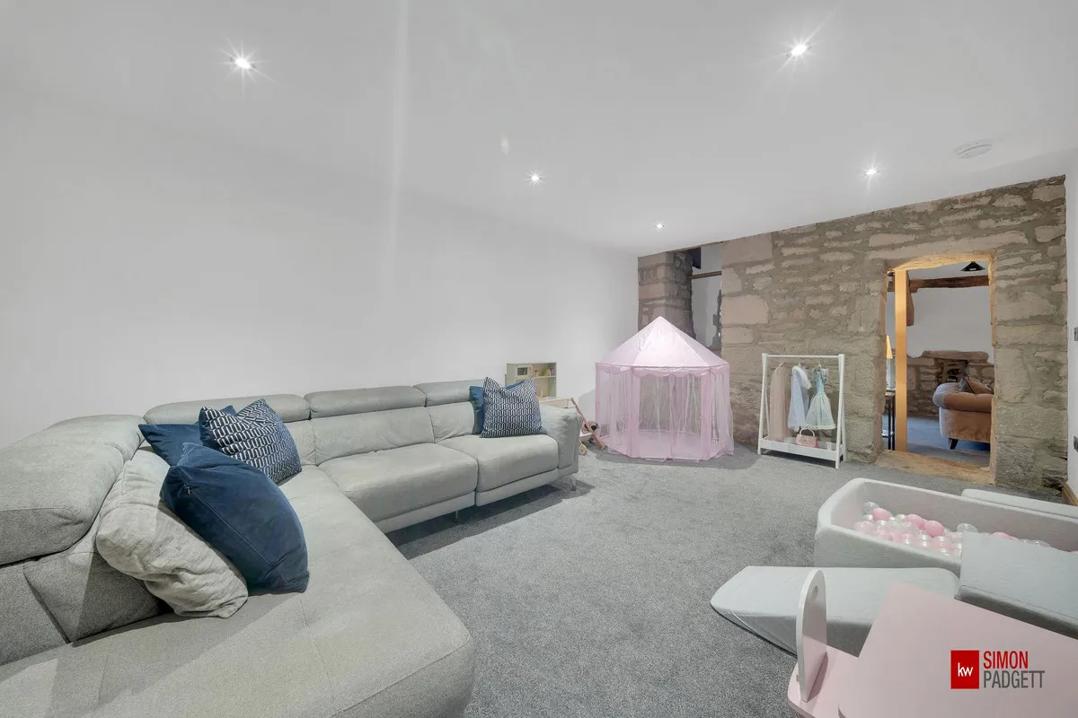 Long Preston, BD23, photo 22