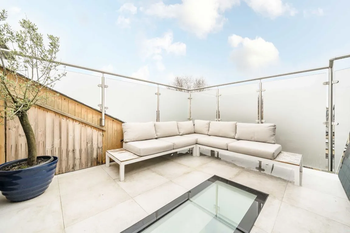 Waldron Road, SW18, photo 4