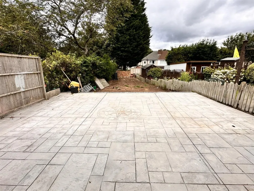 The Grove, Great Barr, B43, photo 8