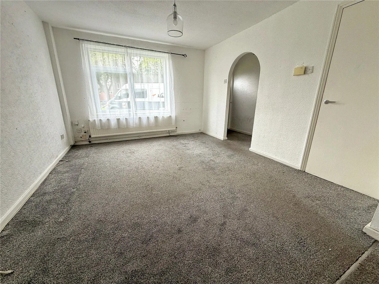 Wood Street, Middleton, M24, photo 3