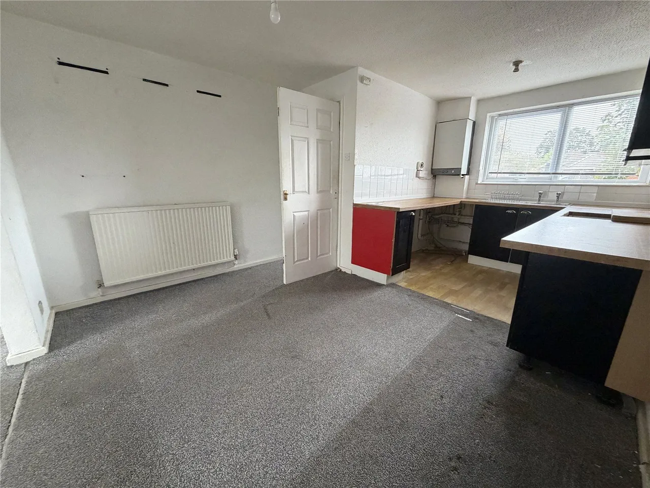 Wood Street, Middleton, M24, photo 5