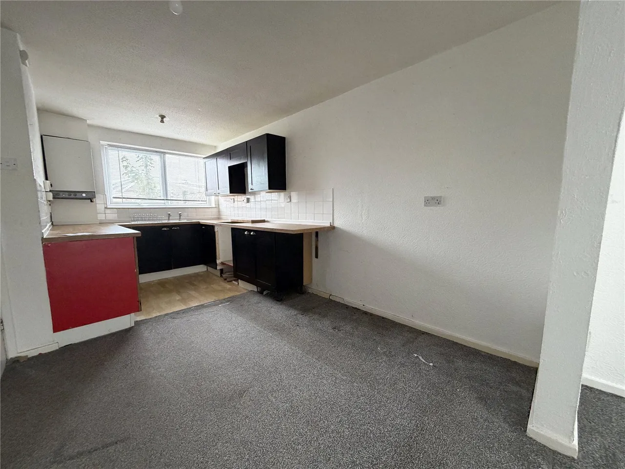 Wood Street, Middleton, M24, photo 4