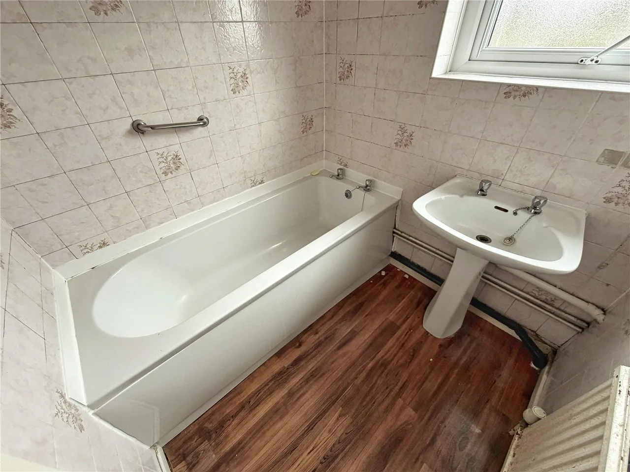 Wood Street, Middleton, M24, photo 10