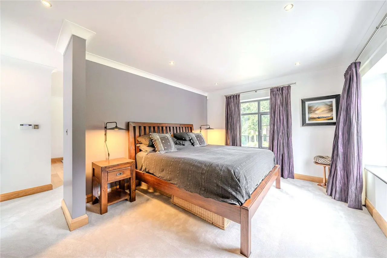 Hill Foot Lane, Pannal, Harrogate, North Yorkshire, HG3 1NT, photo 3