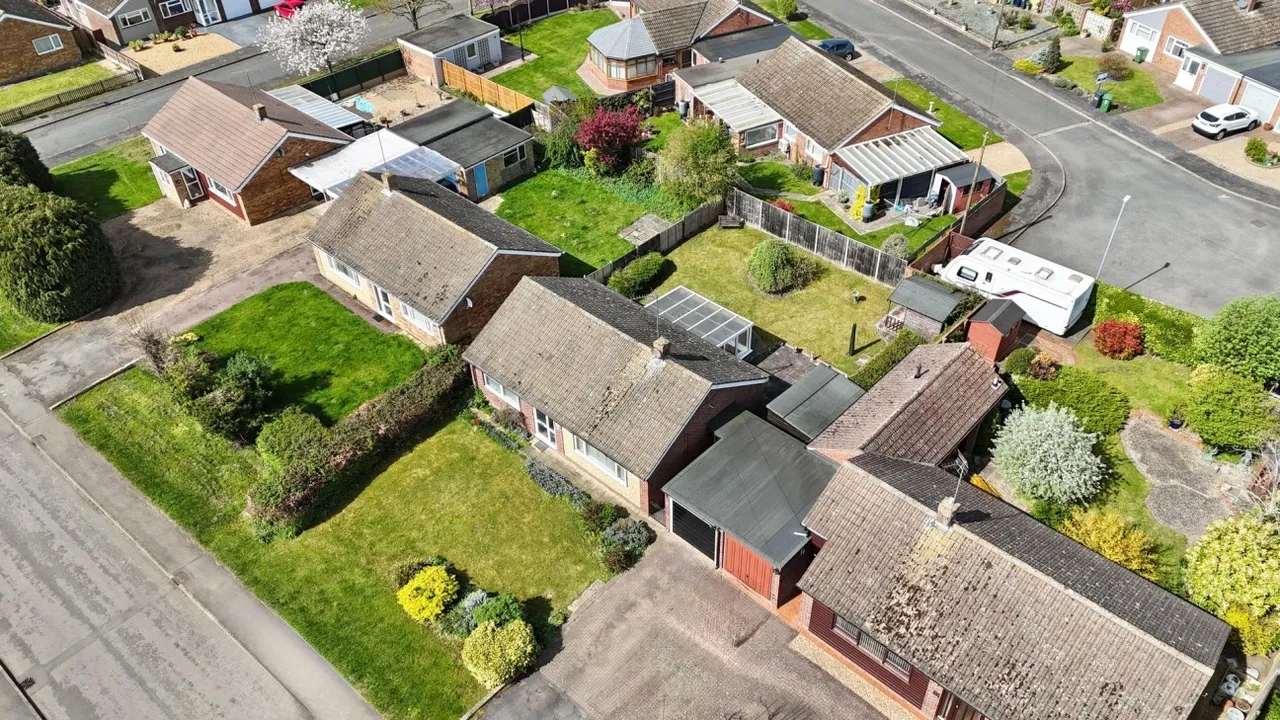 St Judiths Lane, Sawtry, PE28, photo 2