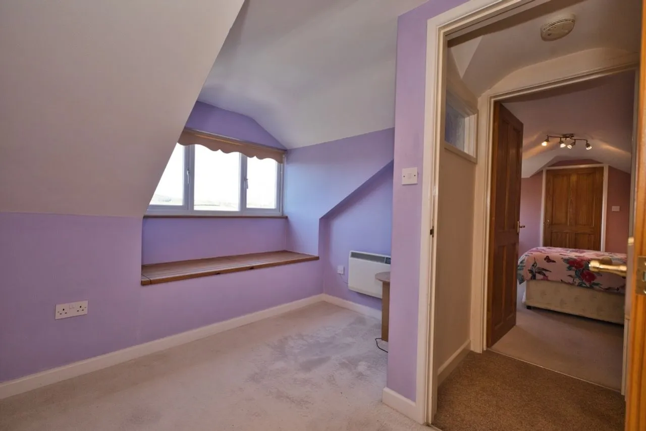 Broadshard, Crewkerne, TA18, photo 27