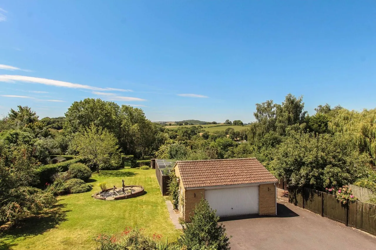 Broadshard, Crewkerne, TA18, photo 28