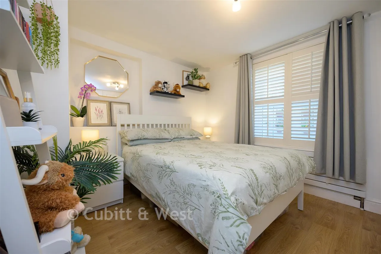 London Road, Redhill, RH1, photo 14