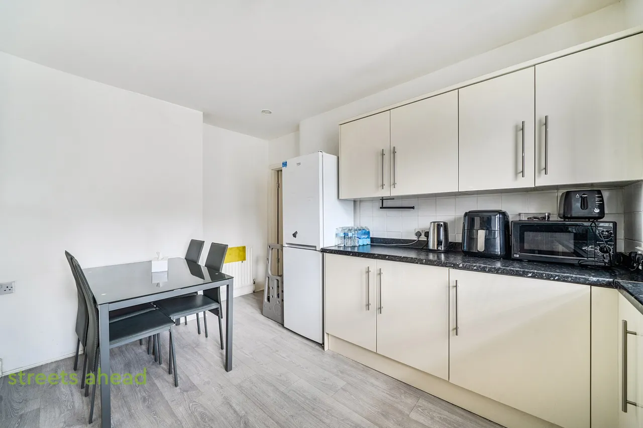 Hythe Road, Thornton Heath, CR7, photo 8