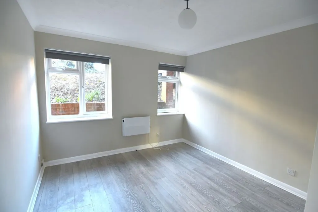 Clarendon Road, Wallington, SM6, photo 8