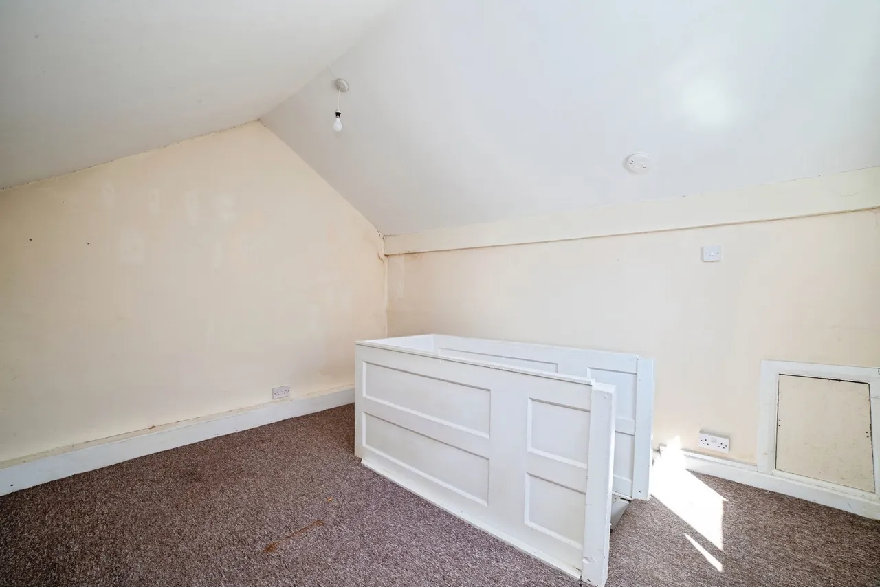 Bainbridge Terrace, Huthwaite, Sutton-in-Ashfield, Nottinghamshire, NG17, photo 13
