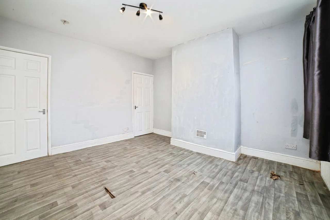 Bainbridge Terrace, Huthwaite, Sutton-in-Ashfield, Nottinghamshire, NG17, photo 4