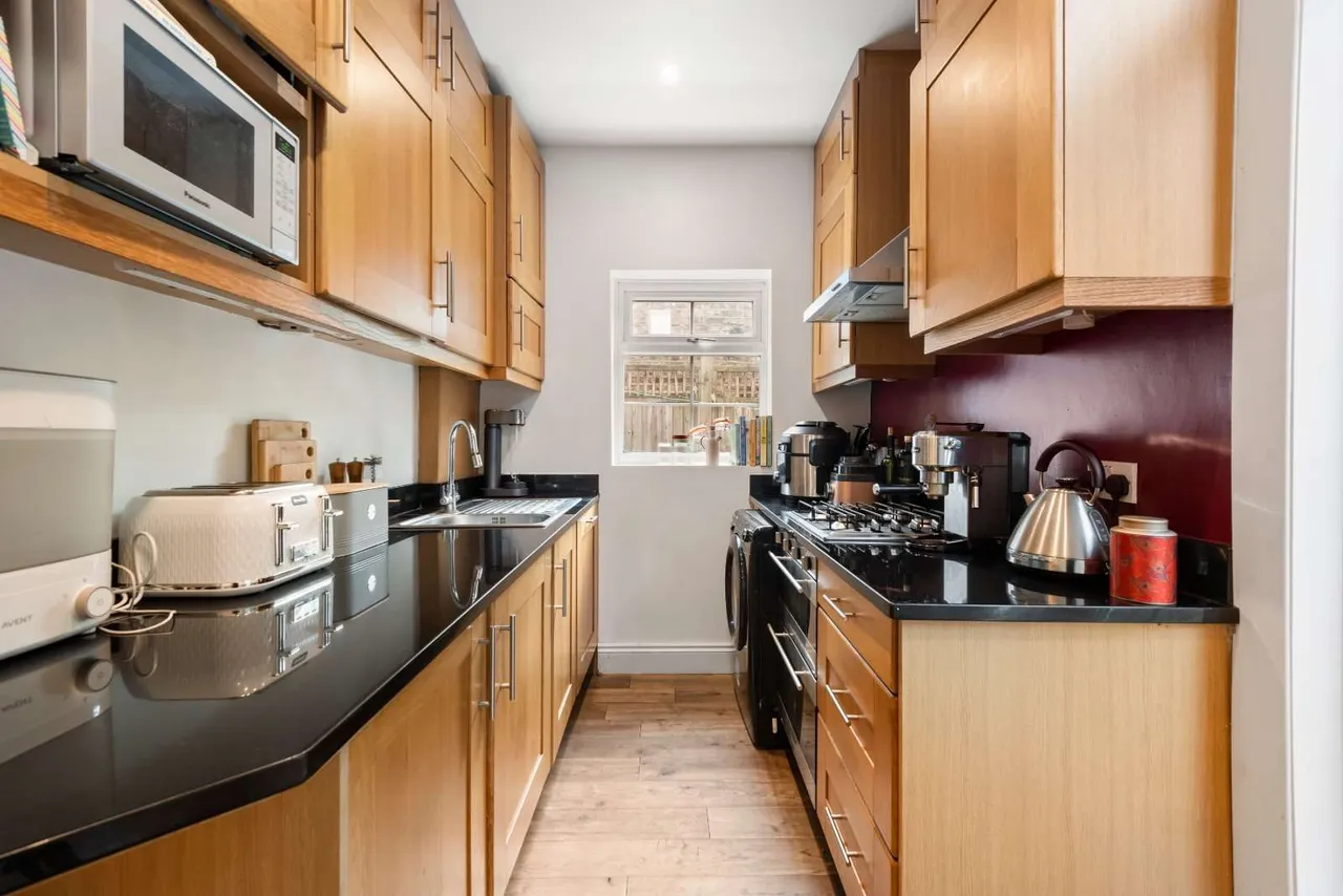Hazelbourne Road, London, SW12 9NS, photo 4