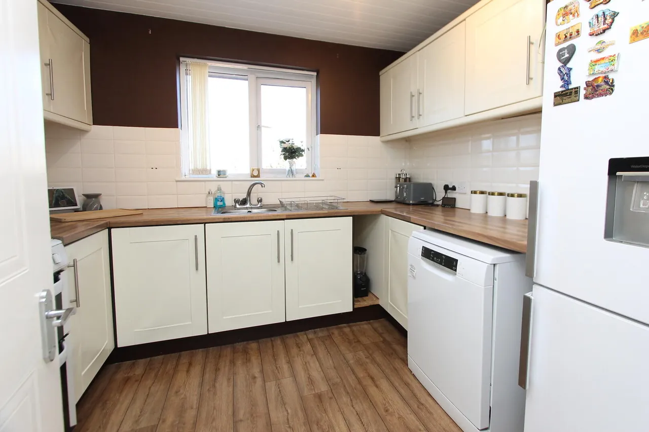 Broadwaters Drive, Kidderminster, photo 6