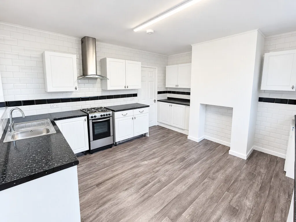 Mill Lane, Higher Heath, photo 5