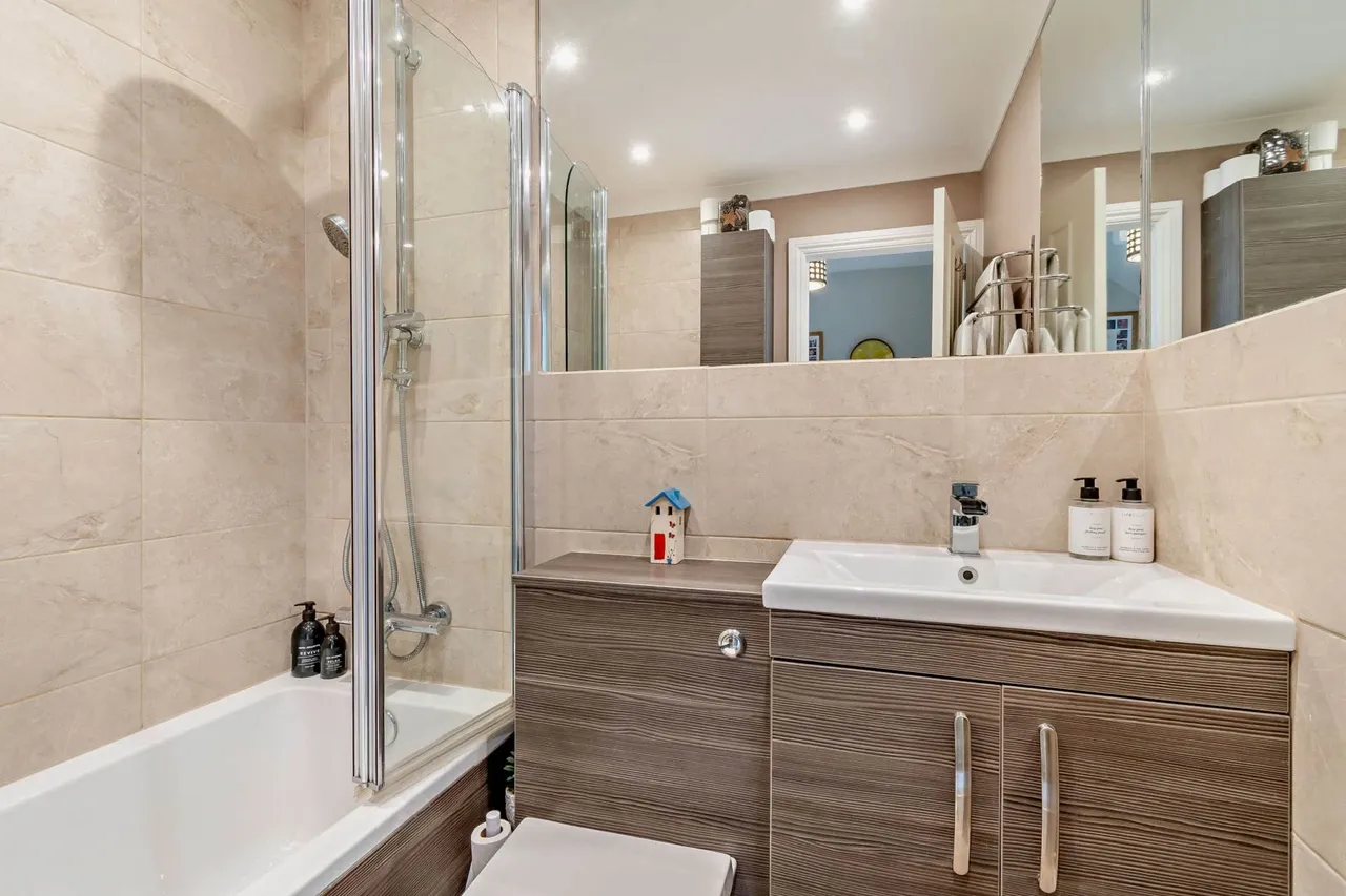 Pearce Drive, Chipping Norton, OX7 5HY, photo 9