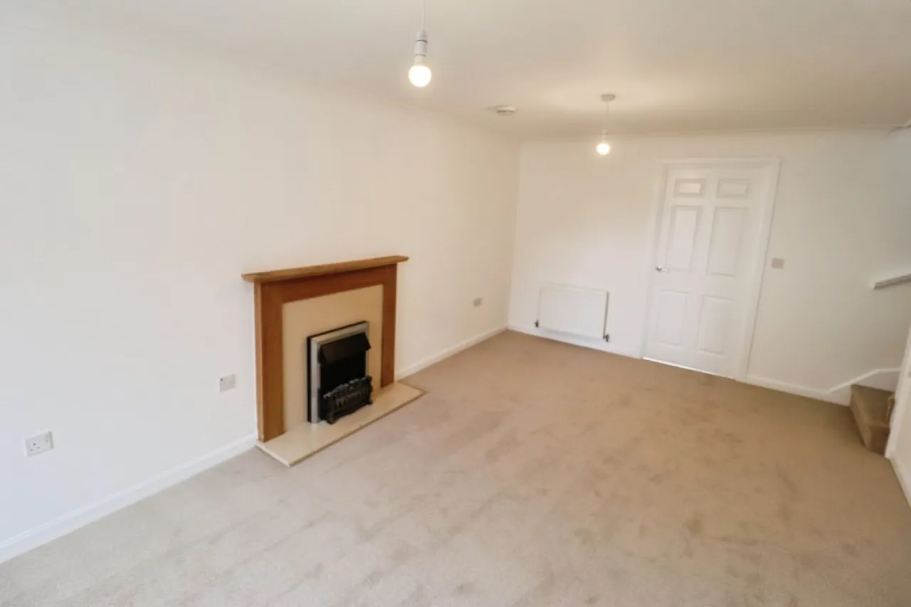 Wagtail Drive, Bury St Edmunds, Suffolk, photo 2