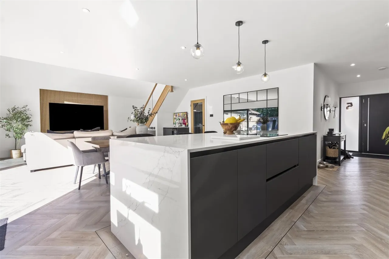Aldsworth Avenue, Goring-By-Sea, photo 18