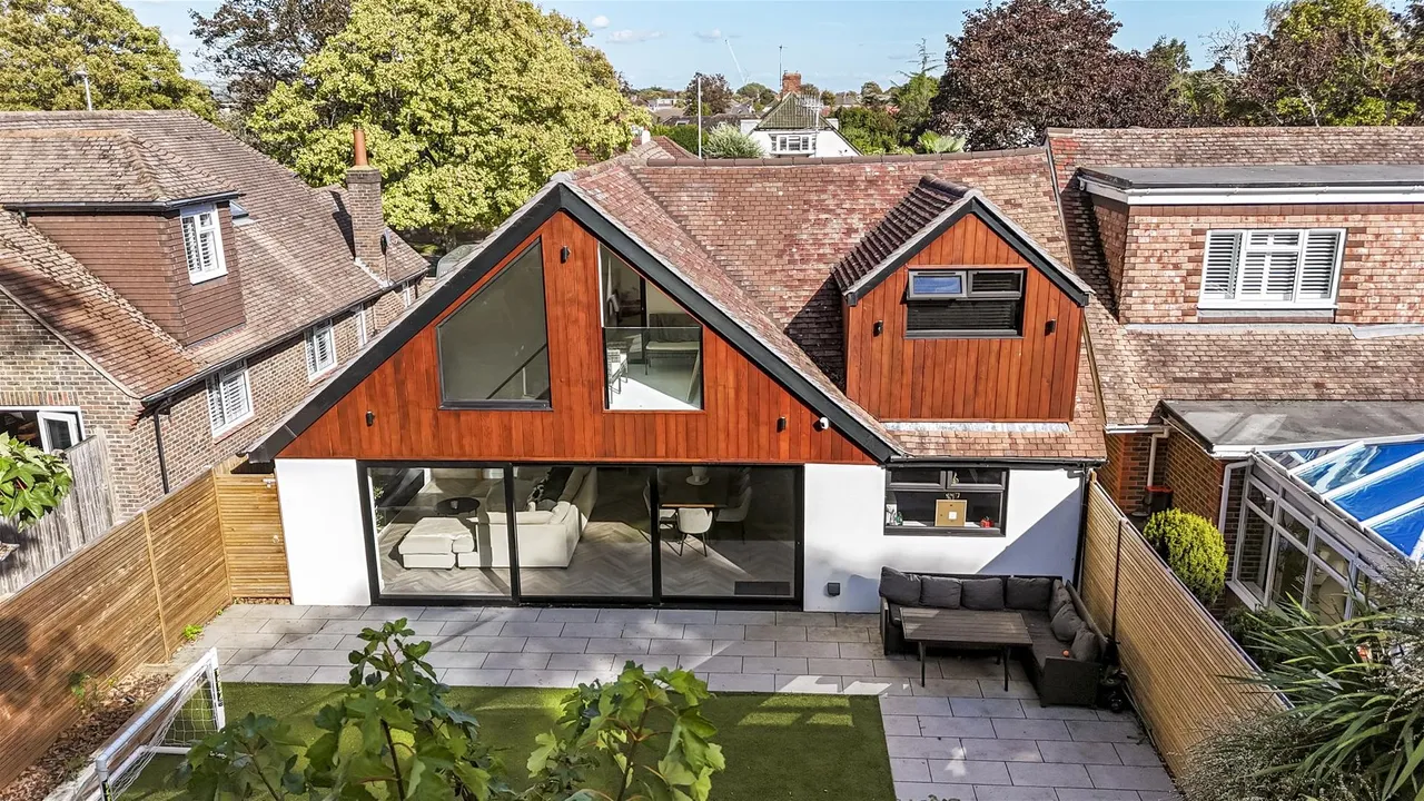 Aldsworth Avenue, Goring-By-Sea, photo 24