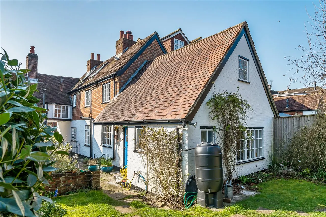 West Street, Titchfield Village, photo 3