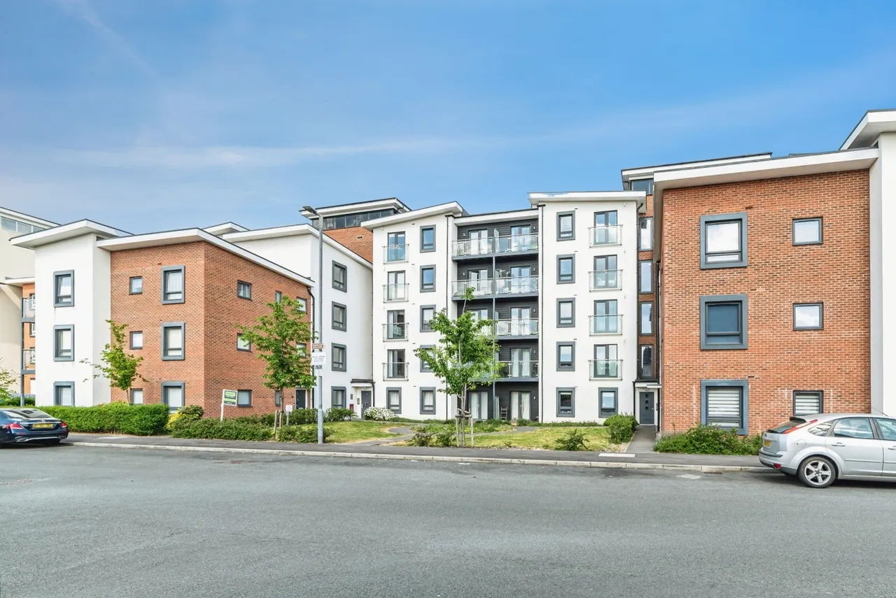 Webster Close, Bracknell, RG12, photo 16