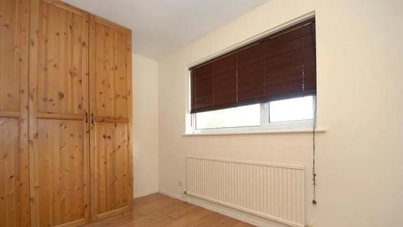 Alma Court, Wokingham, RG41, photo 3