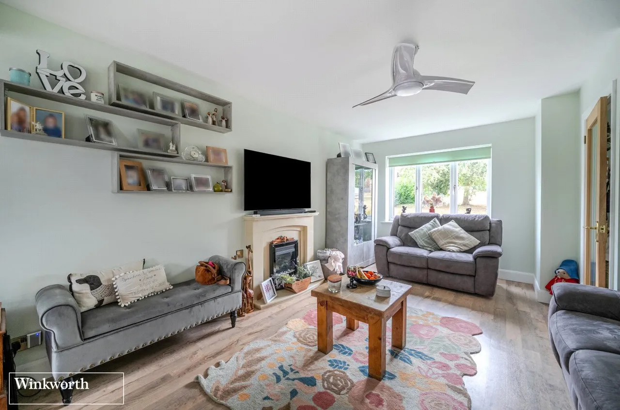 Primrose Gardens, Hatch Warren, Basingstoke, Hampshire, RG22, photo 9