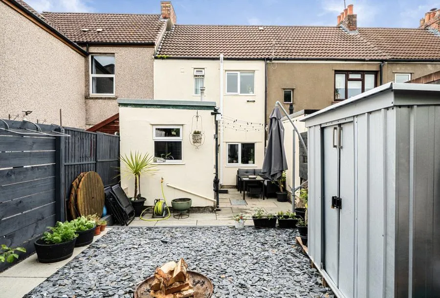 London Road, Warmley, BS30, photo 15