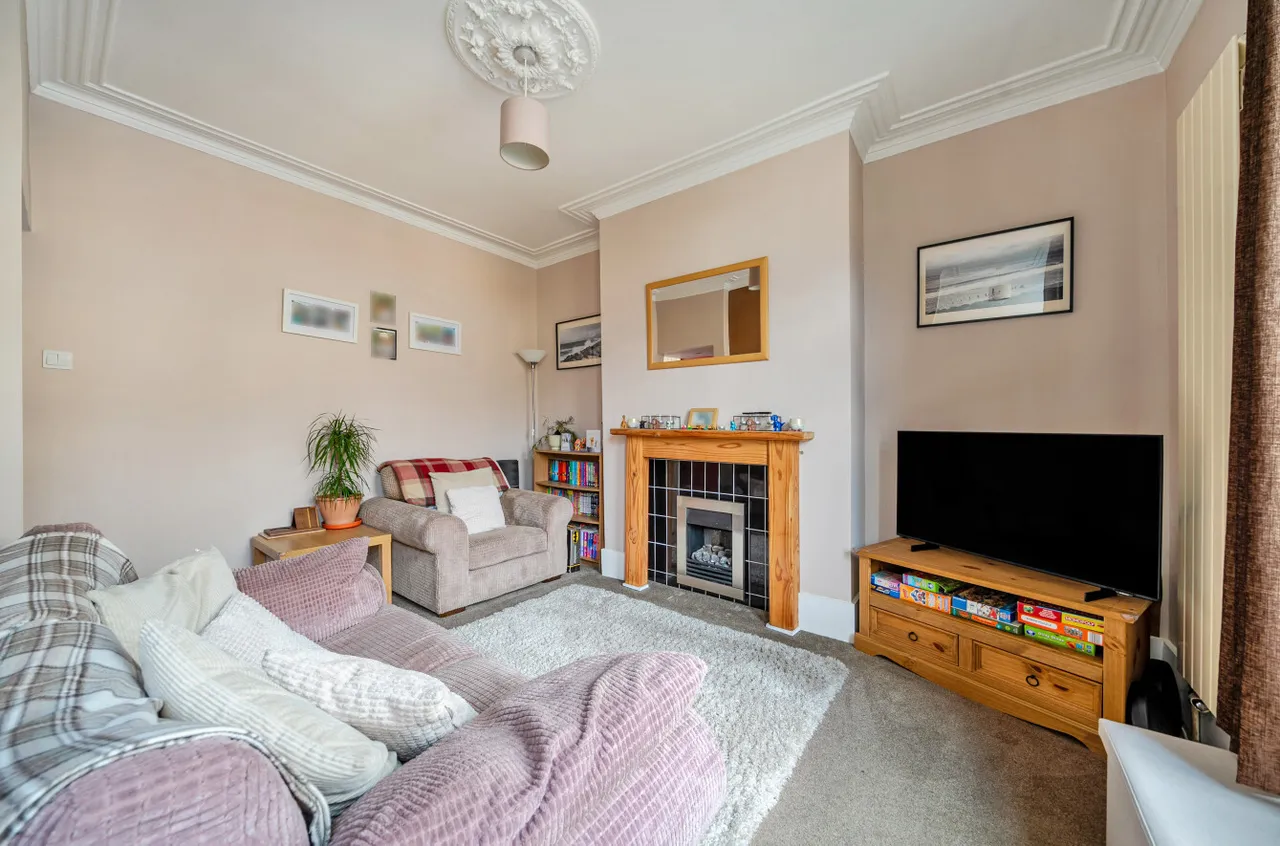 Yewdall Road, Leeds, LS13, photo 3