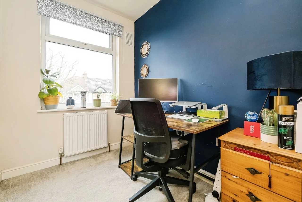 Canfield Road, Woodford Green, IG8, photo 11