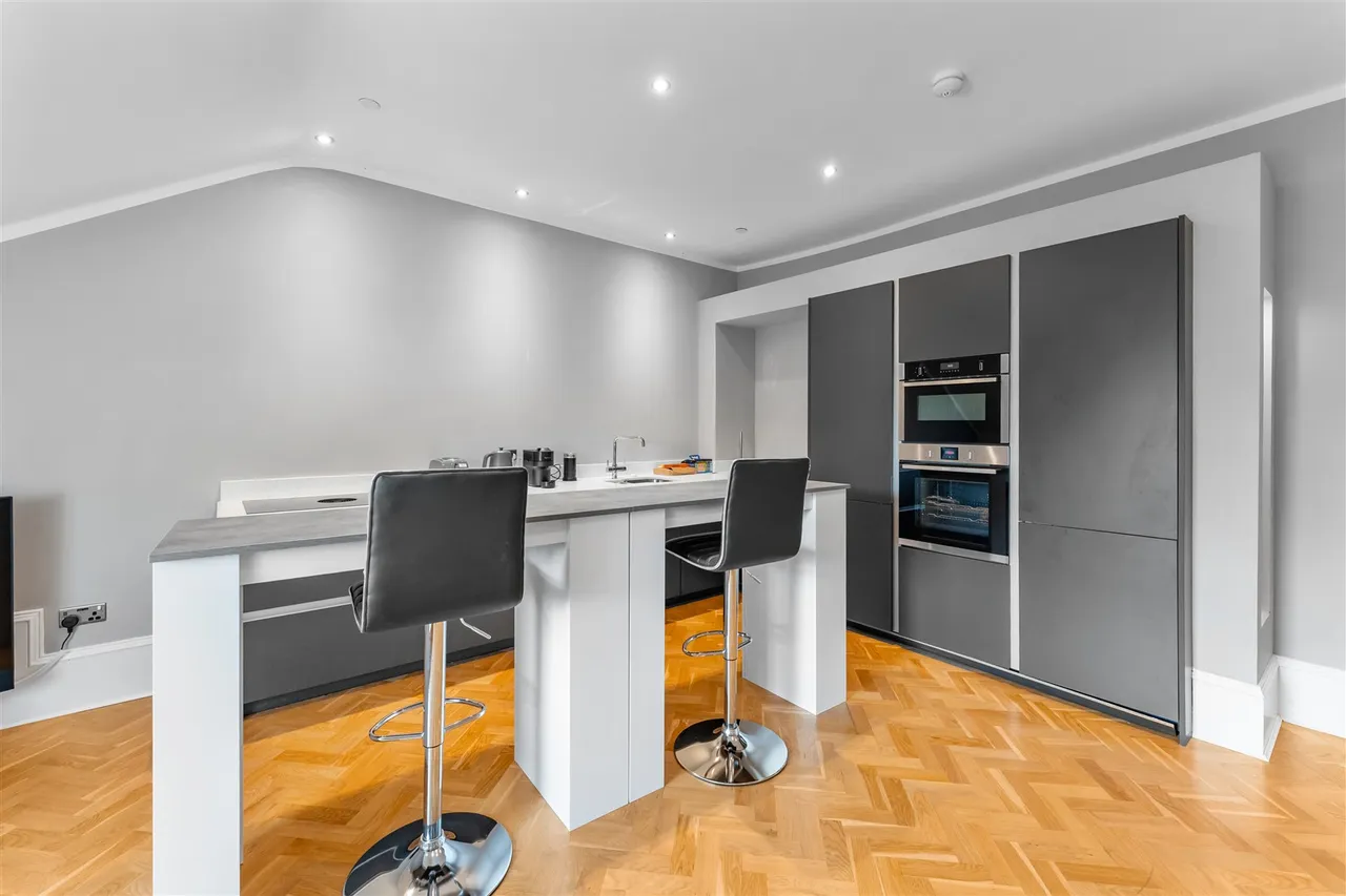 2/1 12A Cleveden Crescent, Kelvinside, G12 0PB, photo 4