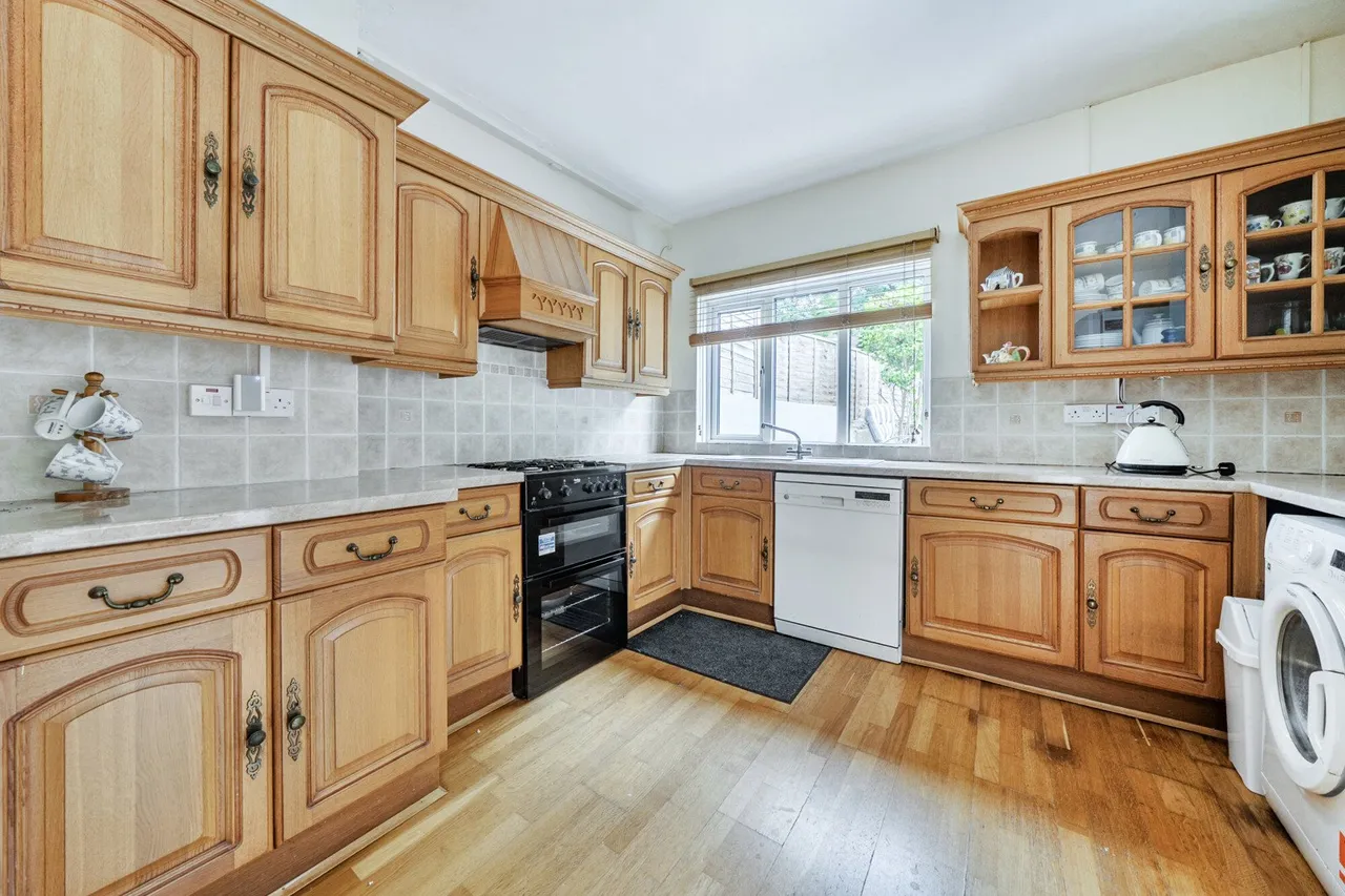 Charlton Lane, SE7, photo 12