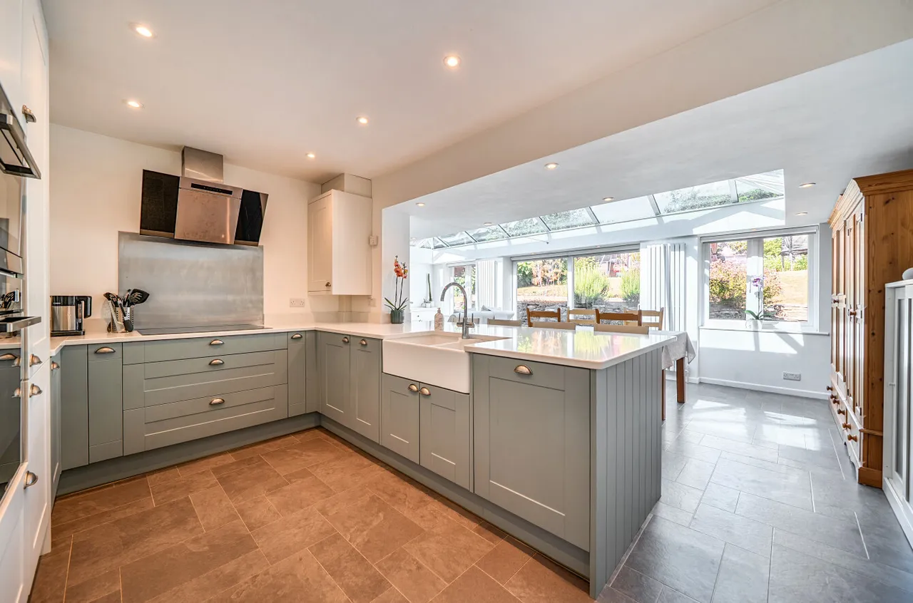 Bentley Close, Kings Worthy, SO23, photo 3