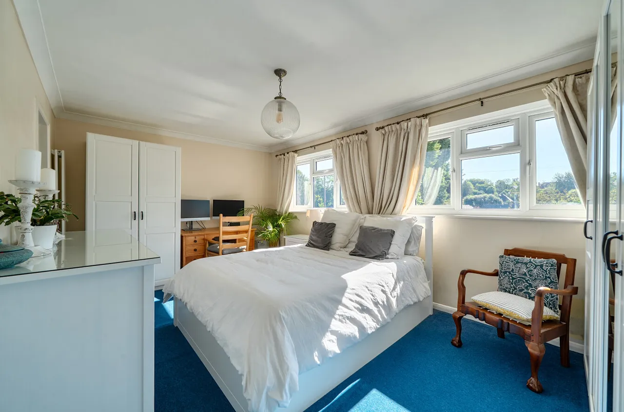 Bentley Close, Kings Worthy, SO23, photo 13