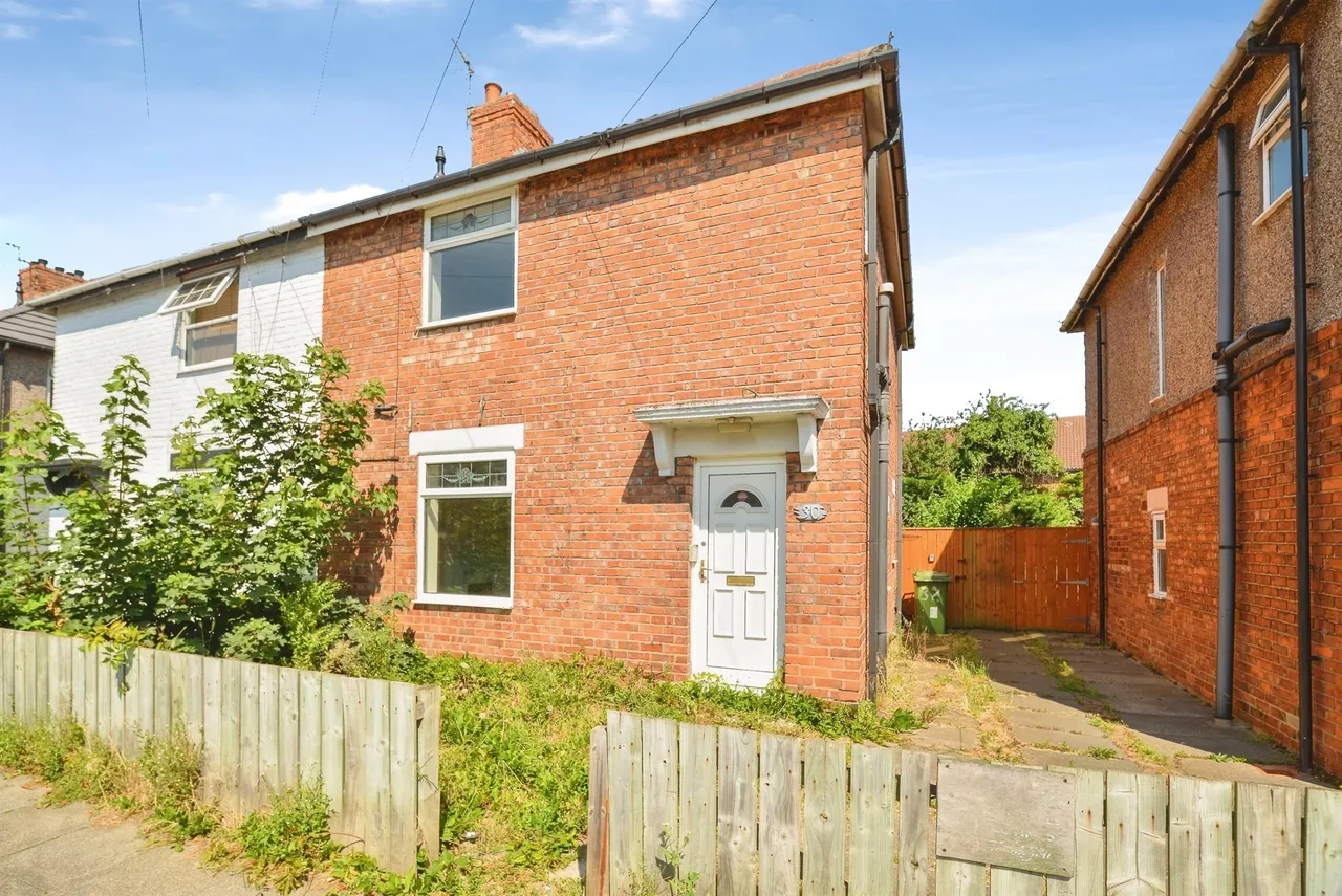 3 bed house for sale — Leven Road, Stockton-On-Tees
