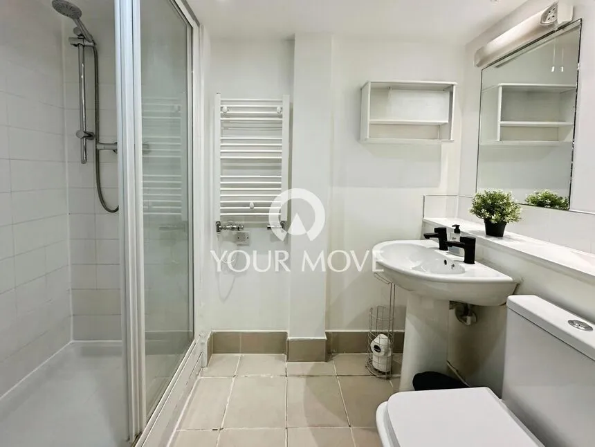 Cadogan Road, London, SE18, photo 7