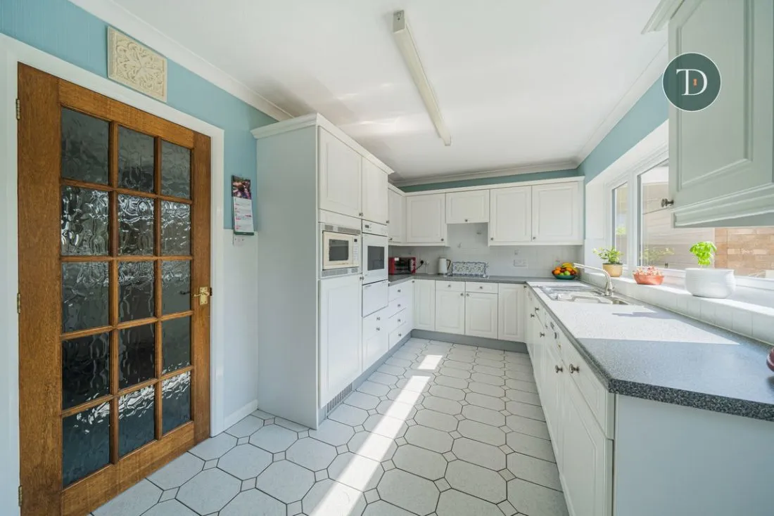 Reid Court, Little Sutton, CH66 1SB, photo 8
