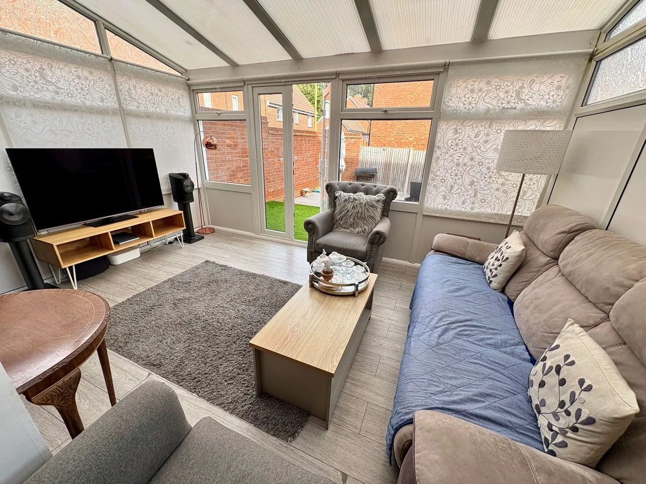 Merrick Close, SG1, photo 5