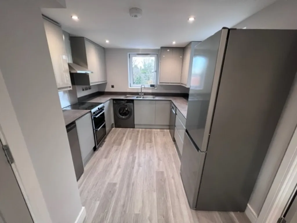 3 bed property to rent, Warwick Road, Kenilworth